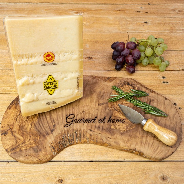 Grana Padano, Italian Cheese, 10 months (1kg)
