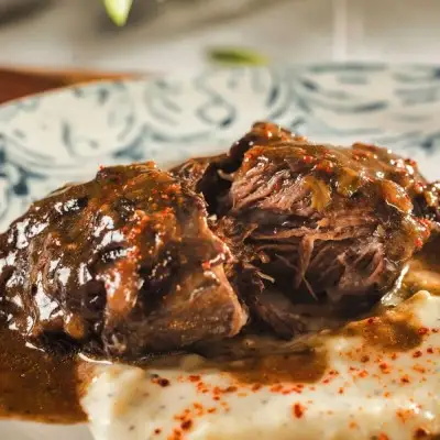 Iberico Pork Cheeks "Carrillera Iberica" (1kg-1.2kg) (Frozen)