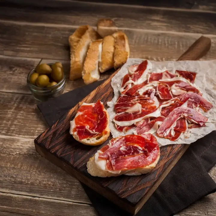 Jamon Serrano Sliced (500g)